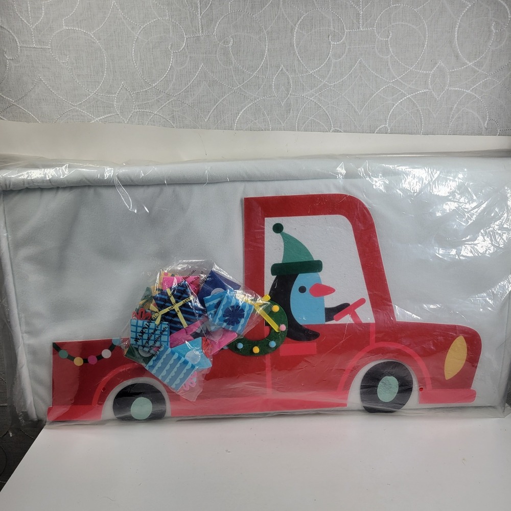 Target 2022 Wondershop Fabric Advent Countdown Calendar Penguin Red Truck NEW